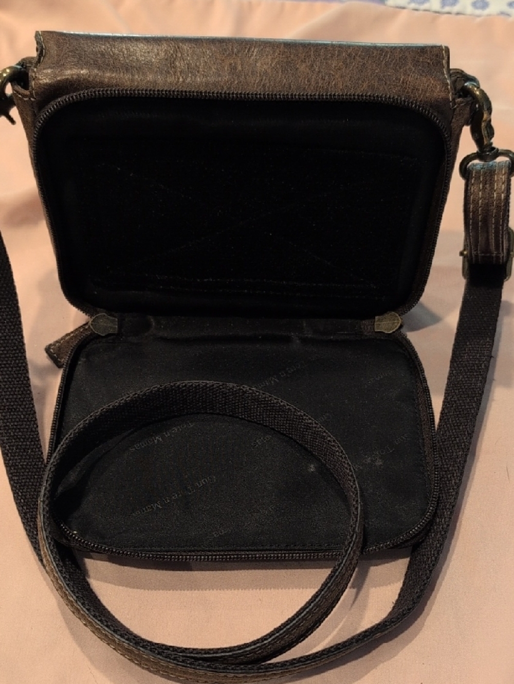 GTM Conceal Carry Brown Buffalo Leather Crossbody Bag - Women's - Picture 4 of 4